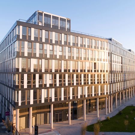 Ecla Campus Aparthotel Маси Екстериор снимка