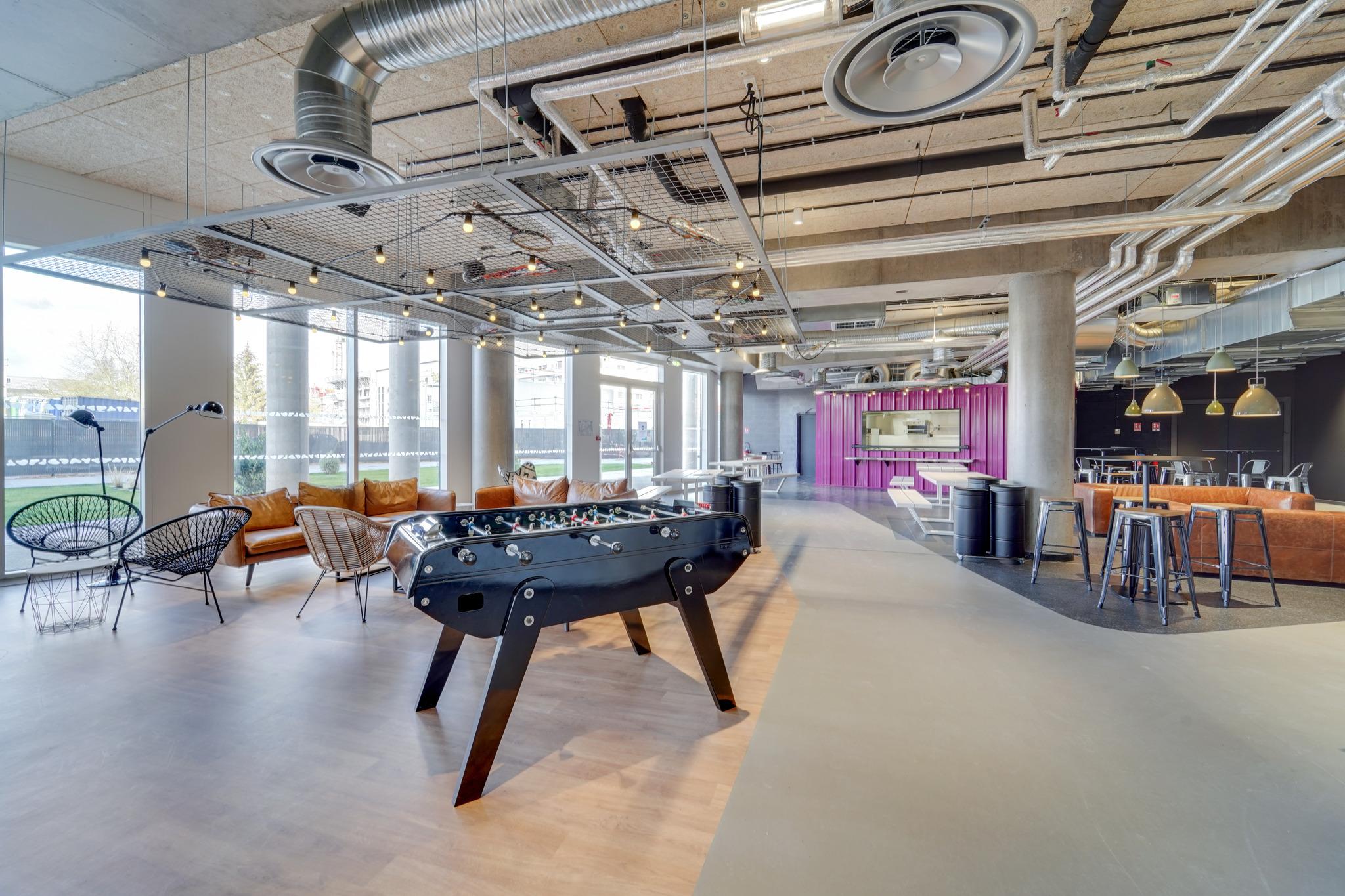 Ecla Campus Aparthotel Маси Екстериор снимка