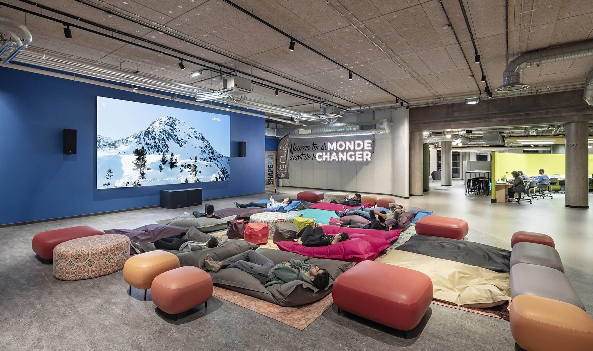 Ecla Campus Aparthotel Маси Екстериор снимка
